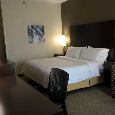 Holiday Inn Express Fredericksburg - Southpoint By Ihg Extérieur photo