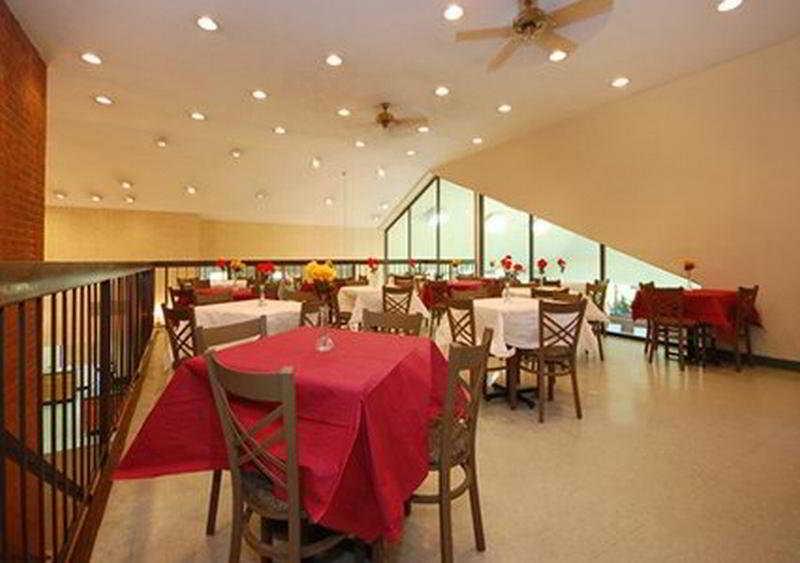 Holiday Inn Express Fredericksburg - Southpoint By Ihg Extérieur photo